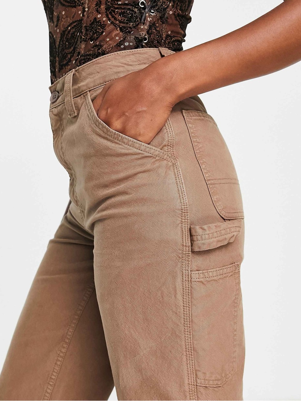ASOS Straight Leg Cargo Jeans in Tan Frayed Hem 29” Inseam